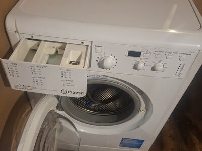 Pesumasin indesit