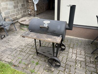 Grill/smoker