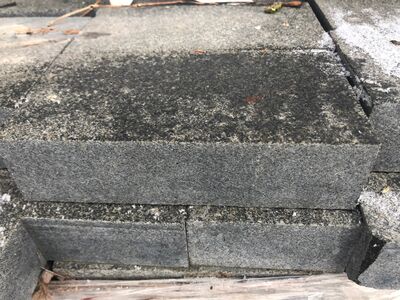 Must graniitsillutis