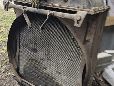 MTZ 5 LS radiaator