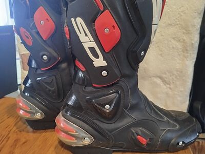 Sidi motosaapad