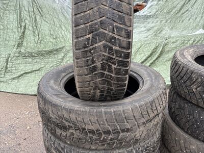 Hankook 215/65/16c rehvid 4tk