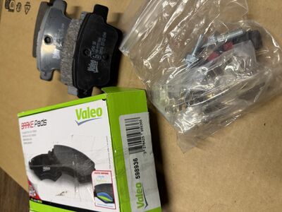 Valeo piduriklotsid 598936