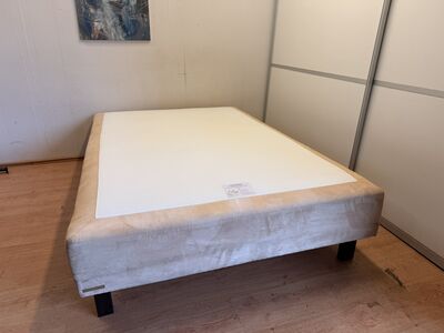 140*200cm kušett