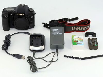 DSLR digifotokas Canon EOS 30D
