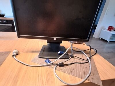 HP MONITOR 23"