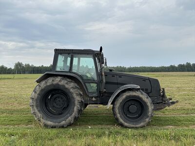 VALTRA 8750