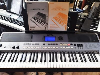 Süntesaator Yamaha PSR E443