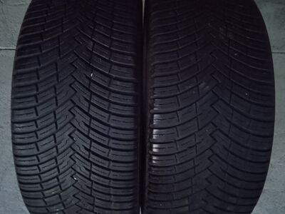 Lamellrehvid Pirelli Cinturato 235/40 R19, 2tk.