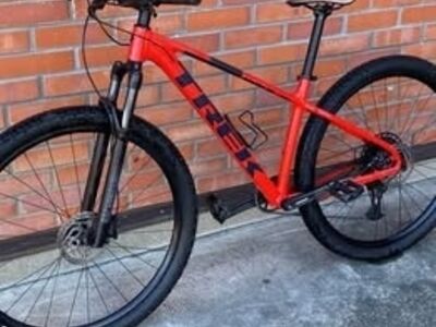 TREK MARLIN 8