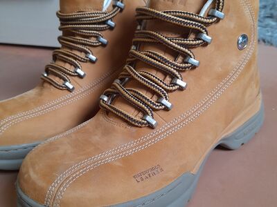 Saapad Helly Hansen 38