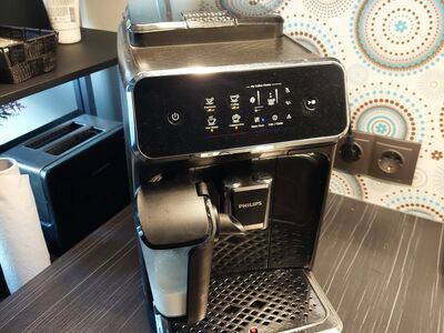 Täisautomaatne kohviaparaat Philips