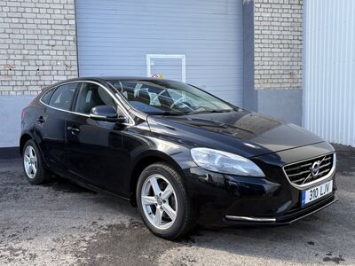 Volvo V40 2.0 110kW, REG. MAKSTUD, HOLLANDIST!