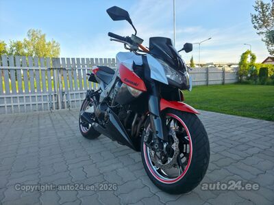 Kawasaki Z1000 102kW 2010a