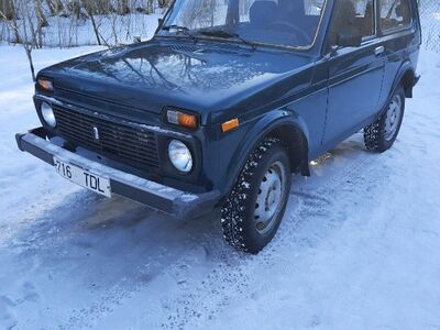 VAZ 21214 1.69 59 kW 2001