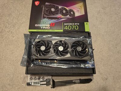 MSI RTX4070 GAMING X TRIO