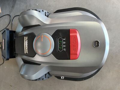 Sunseeker X7 robotniiduk