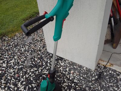 BOSCH trimmer