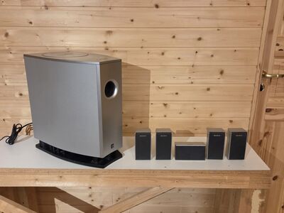Kõlarid Sony ja subwoofer Yamaha