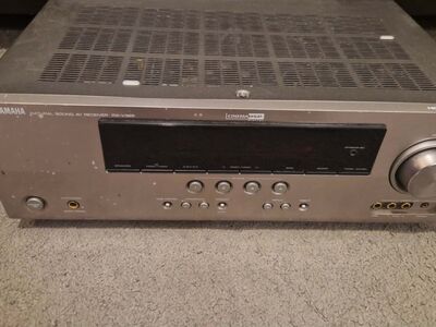 Yamaha ressiiver. RX V365