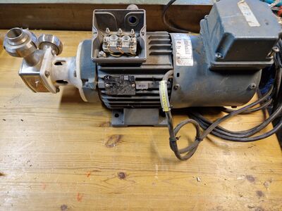 Roostevaba pump
