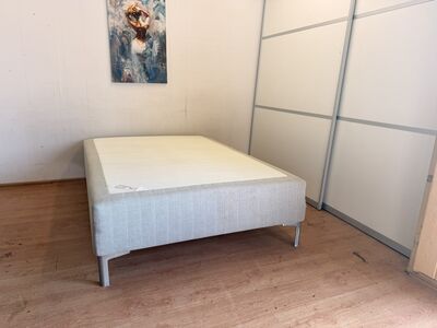 140*200cm kušett