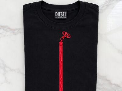 Dieseli T-särk avatava lukuga, suurus XS, uus