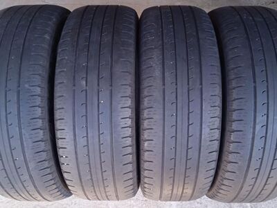 Jooks suverehve Good Year Efficent Grip 235/55 R19