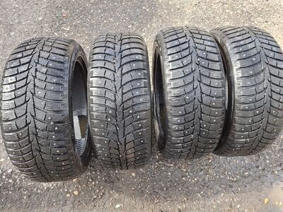 Laufen I Fit Ice 215/50/R17 naastud 8.6 mm