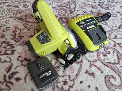 Akuketassaag Ryobi CS120 (12V) komplekt