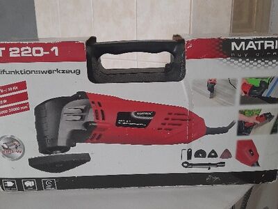 UNIVERSAALTÖÖRIIST MATRIX MT 220-1 220W