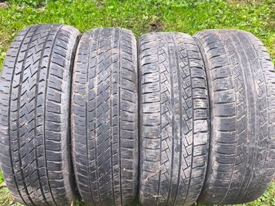 Suverehvid 215/70 R16.