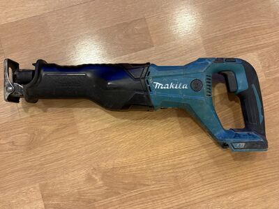 Makita DJR 186
