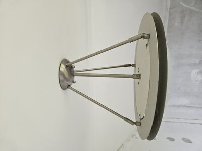 Laelamp klaaskupliga lamp