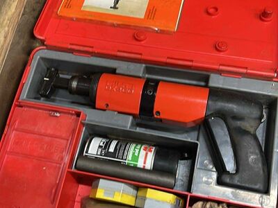 Hilti DX400 naelapüstol