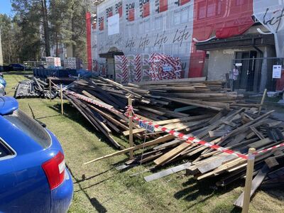 Kuiv puitmaterjal tasuta äraviimiseks