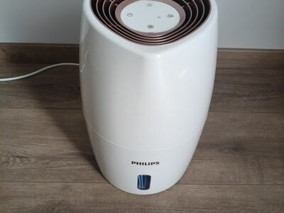 M:uueväärne õhuniisuti philips hu2716
