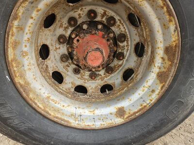 295/80R22.5 veoauto rehvid