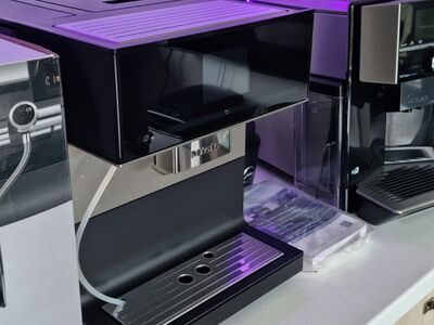 Полностью автоматическая кофемашина топ-класса Miele CM 75