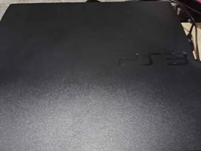 Sony PlayStation 3 320 GB + pult ja mäng