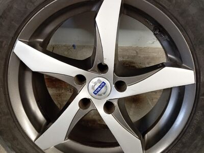 Volvo Ford