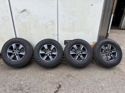 Müüa Mitsubishi L200 originaalvaluveljed + naelad.
