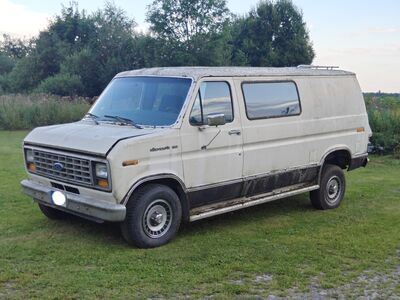Ford Econoline 5.0b