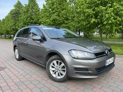 Volkswagen Golf VII 1,6 TDI 77 kw + Webasto
