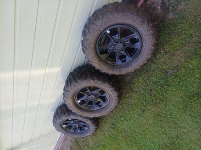 Polaris atv veljed ja rehvid