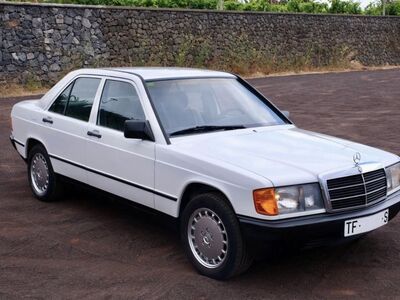 MERCEDES-BENZ 190 E  (W201)