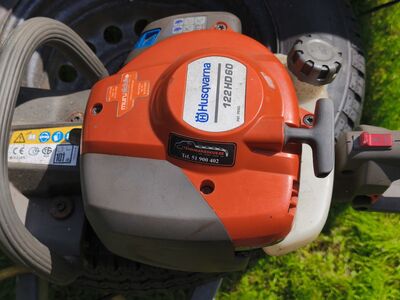 Hekilõikur Husqvarna 122HD60