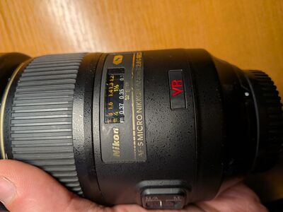 Nikon AF-S VR Micro-Nikkor 105mm f/2.8G IF-ED