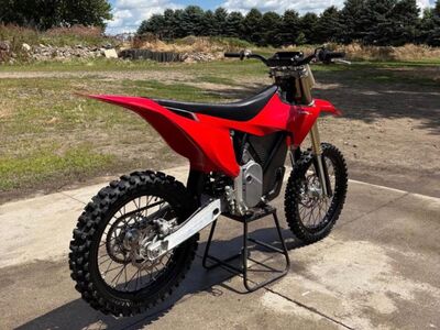2025. aasta Stark Varg MX Alpha – 80 hj elektrimoo