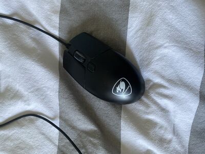 Cougar LED arvutihiir